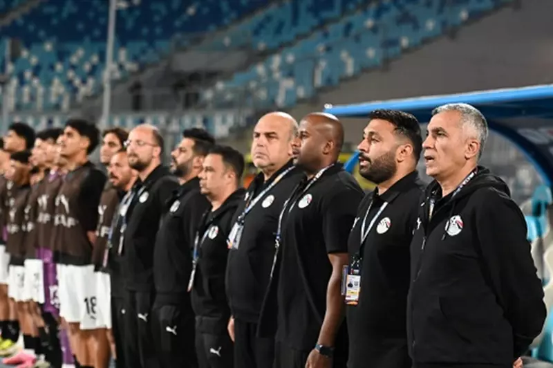 أسامة نبيه وحمادة أنور يتوجهان إلى تشيلي لحضور مراسم قرعة كأس العالم للشباب