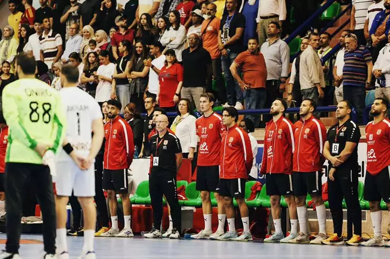 الأهلي يتوّج بلقب أفريقيا في كرة اليد بثلاثية مبهرة، والزمالك يتعثر في مواجهة الجزيرة (فيديو)