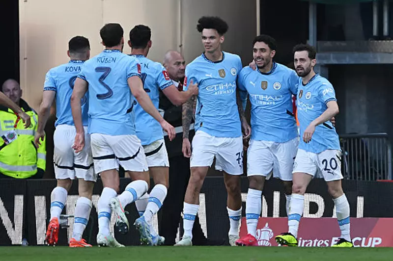 الدوري الإنجليزي الممتاز: تفاصيل مباراة مانشستر سيتي ضد بورنموث وتوقيت العرض على القنوات الناقلة