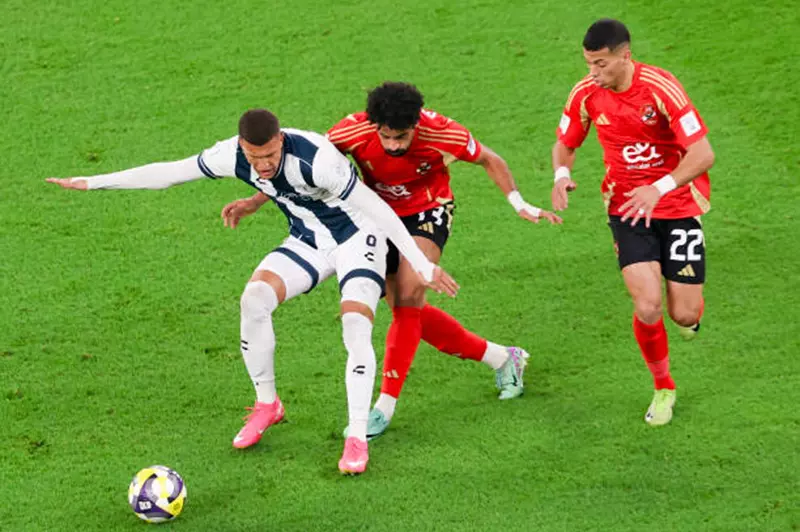 بروفات حاسمة: باتشوكا يكشف تفاصيل المواجهة الودية مع الأهلي قبل انطلاق كأس العالم للأندية