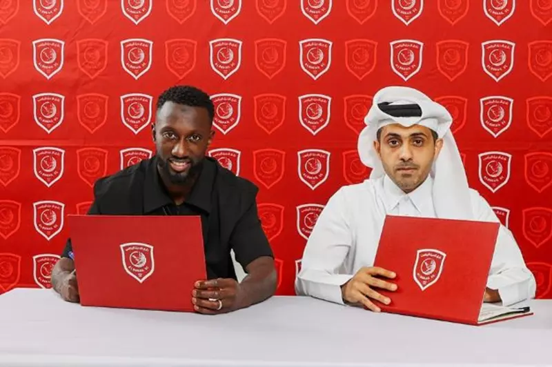 الدحيل القطري يعلن رسمياً عن التعاقد مع مدافع ريال بيتيس