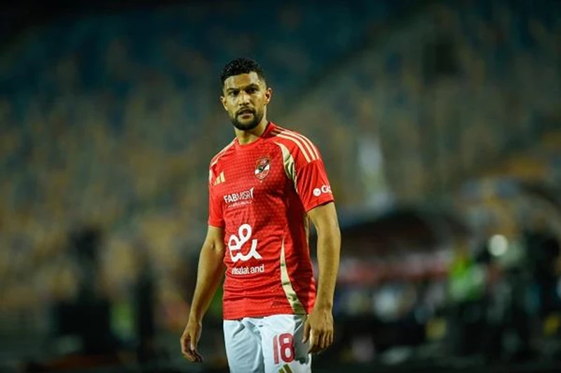 عطية الله: أتلقى عروضًا ولكن الأهلي يأتي أولاً، ومعلول سيبقى أسطورة