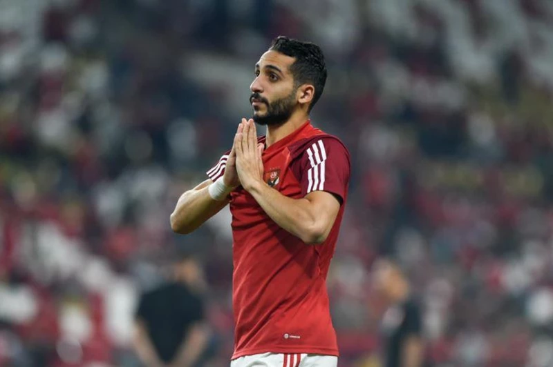 كريم فؤاد يكشف: قرب تحقيق الأهلي للقب الدوري بعد مواجهة بيراميدز وميسي أسطورة الكرة