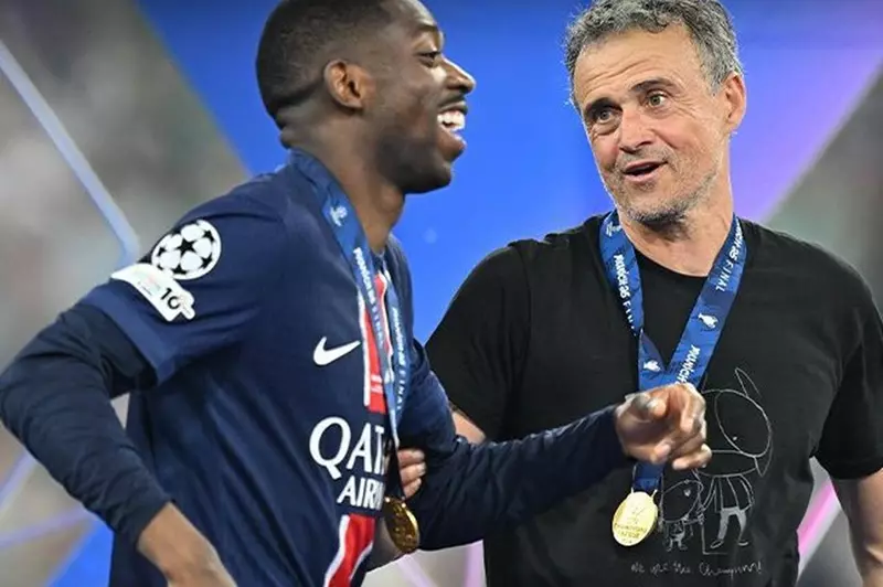مدافع برشلونة: ديمبيلي يستحق جائزة الكرة الذهبية بعد تألقه الملحوظ