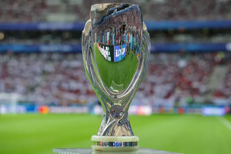 نهائي كأس السوبر الأوروبي 2025: باريس سان جيرمان يواجه توتنهام في مواجهة مثيرة