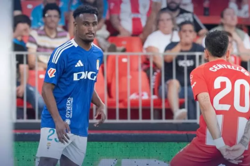 هيثم حسن يدفع ريال أوفييدو نحو الصعود المحتمل للدوري الإسباني